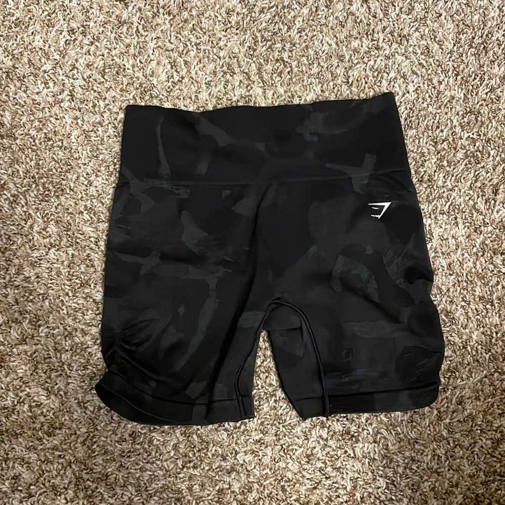 GYMSHARK ADAPT CAMO SEAMLESS SHORTS